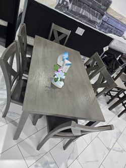 Dining table set new