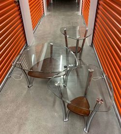 2 L/R Glass Side Tables With Matching Cocktail Table
