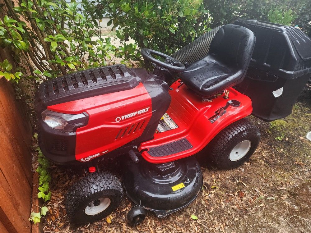 Troy Build Riding Lawn Mower