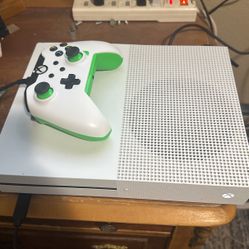 Xbox One S
