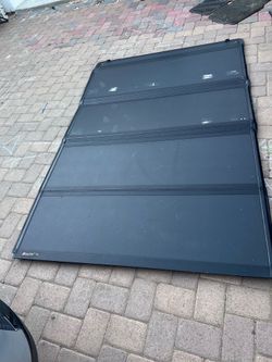 Tonneau bed cover