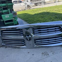 Dodge Ram grid