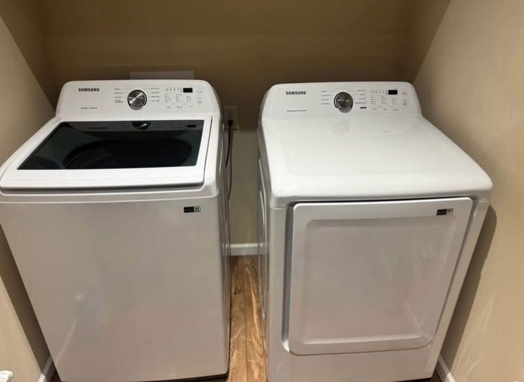 .Samsung Washer,and,dryer.