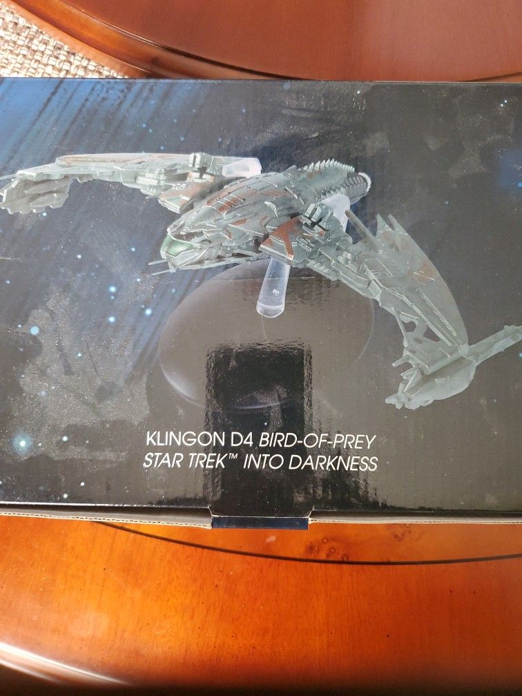 Deep Space Nine Klingon D4 Bird Of Prey Model Ship