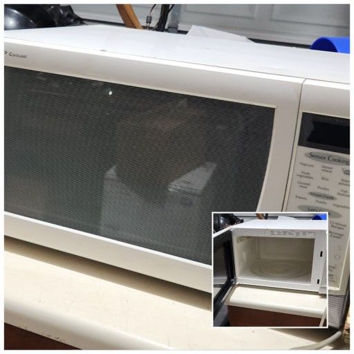 Sharp Carousel Microwave R-530EW-T