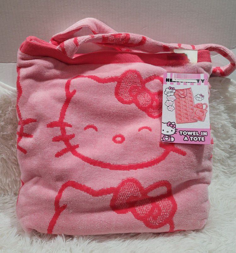 HELLO KITTY BEACH TOWEL  IN A TOTE Embroidered Pink Brand New With Tags 