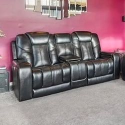 Immersive MEDIA LOVESEAT & COUCH