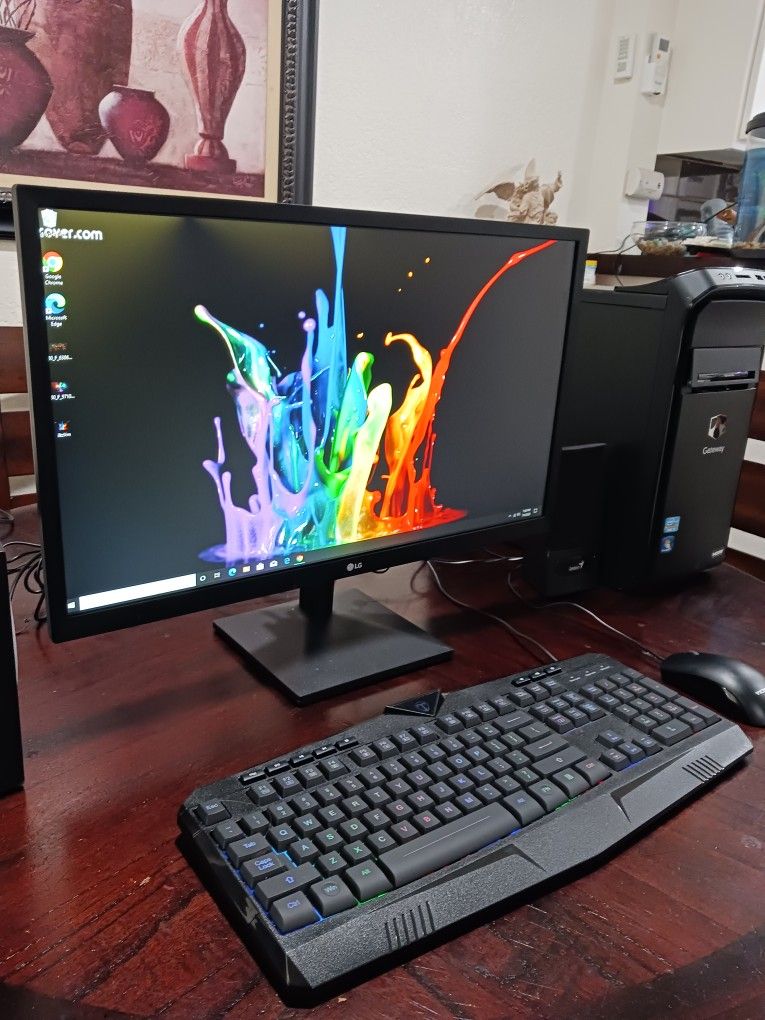 Gateway desktop Computer. windows 10. Good Working Condition. Intel Core i3 processor. 1 Tb Hard Drive. vlc DVD Reader. monitor LG 24 inches.