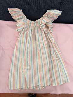 Girls dress