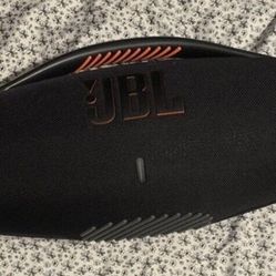 JBL Boombox 3