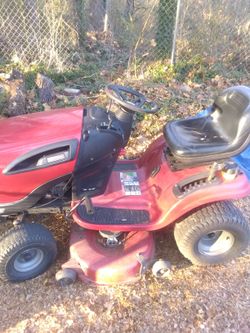 Craftsman rider 24hp 42in cut..New Battery And Belt! New One Is Over $2500.  Ready To Ride