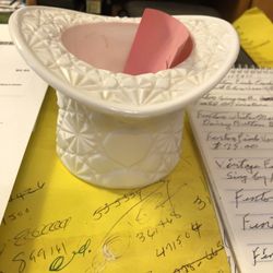 Fenton Hobnail Top Hat 