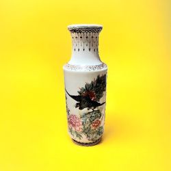 Quality Marked Chinese porcelain 1(contact info removed)'s century  vase