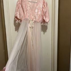 Vintage Lingerie Pink puff sleeves