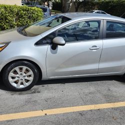 2015 KIA Rio