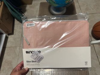 NIB Incase Slim Sleeve 13” MacBook Pro Air Blush Pink Laptop Case