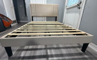Upholstered Platform Bed Frame with Headboard