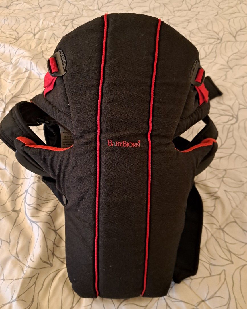 BABY BJORN - BABY CARRIER