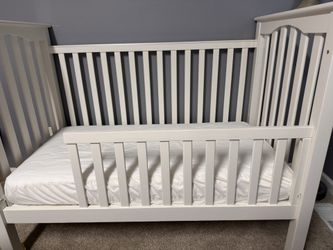 Pottery Barn Crib And Mattress With Conversion Kit