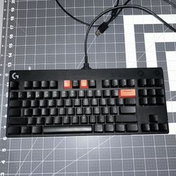Logitech Pro Keyboard 