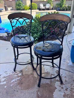 Barstool set of 2