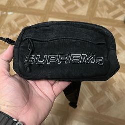 New Supreme Shoulder Bag 