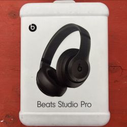 Beats Studio Pro Wireless Headphones - Deep Brown