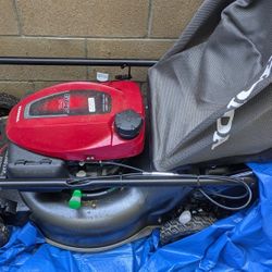 Honda lawn mover HRN 216, self propelled 