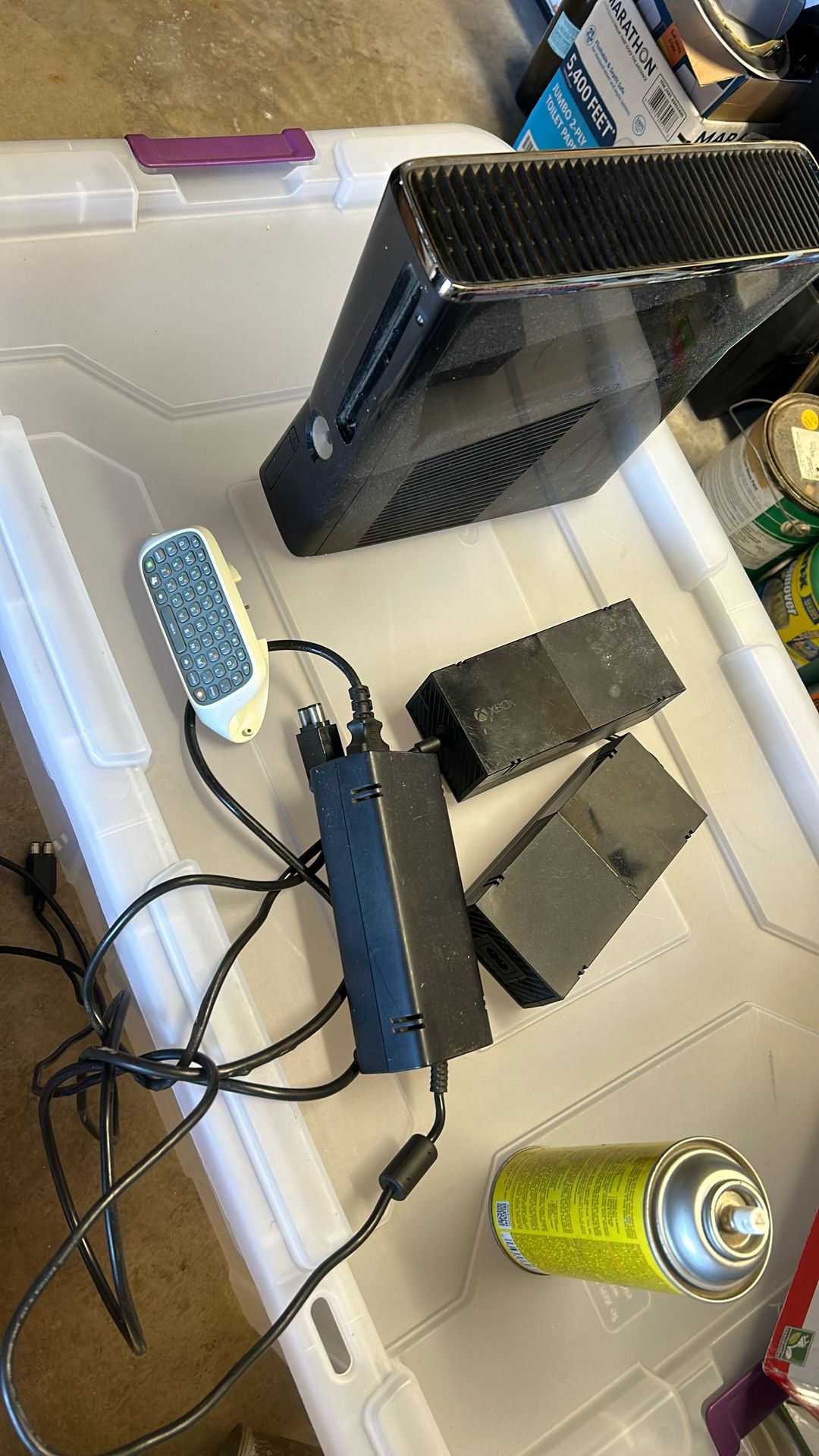 Xbox 360 Power Supplies No Remote comes with keypad for remote