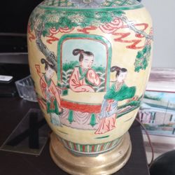 Chinese Geysha 20th Century Ginger Jar lamp