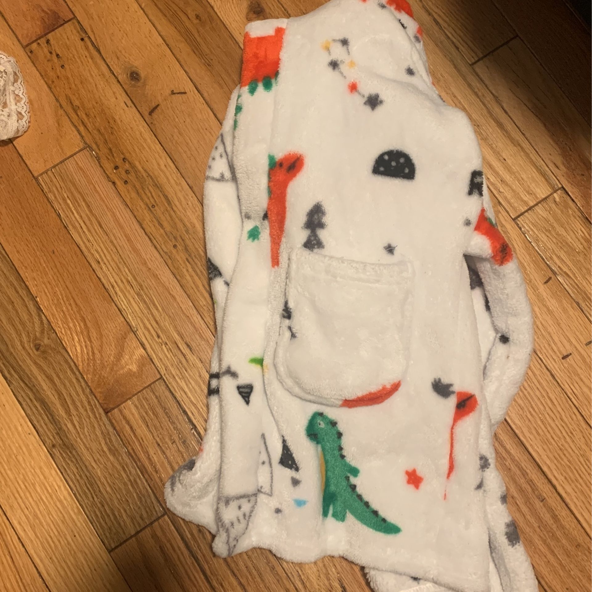 kids night robe size 6