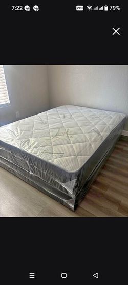 Never Used 🔥 Queen Mattress 10” inch Mattress & Box spring
Needs to Go Asap