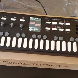 Sonicware ELZ 1 - FM Synthesizer - First Edition / Rare Keyboard Drum Machine