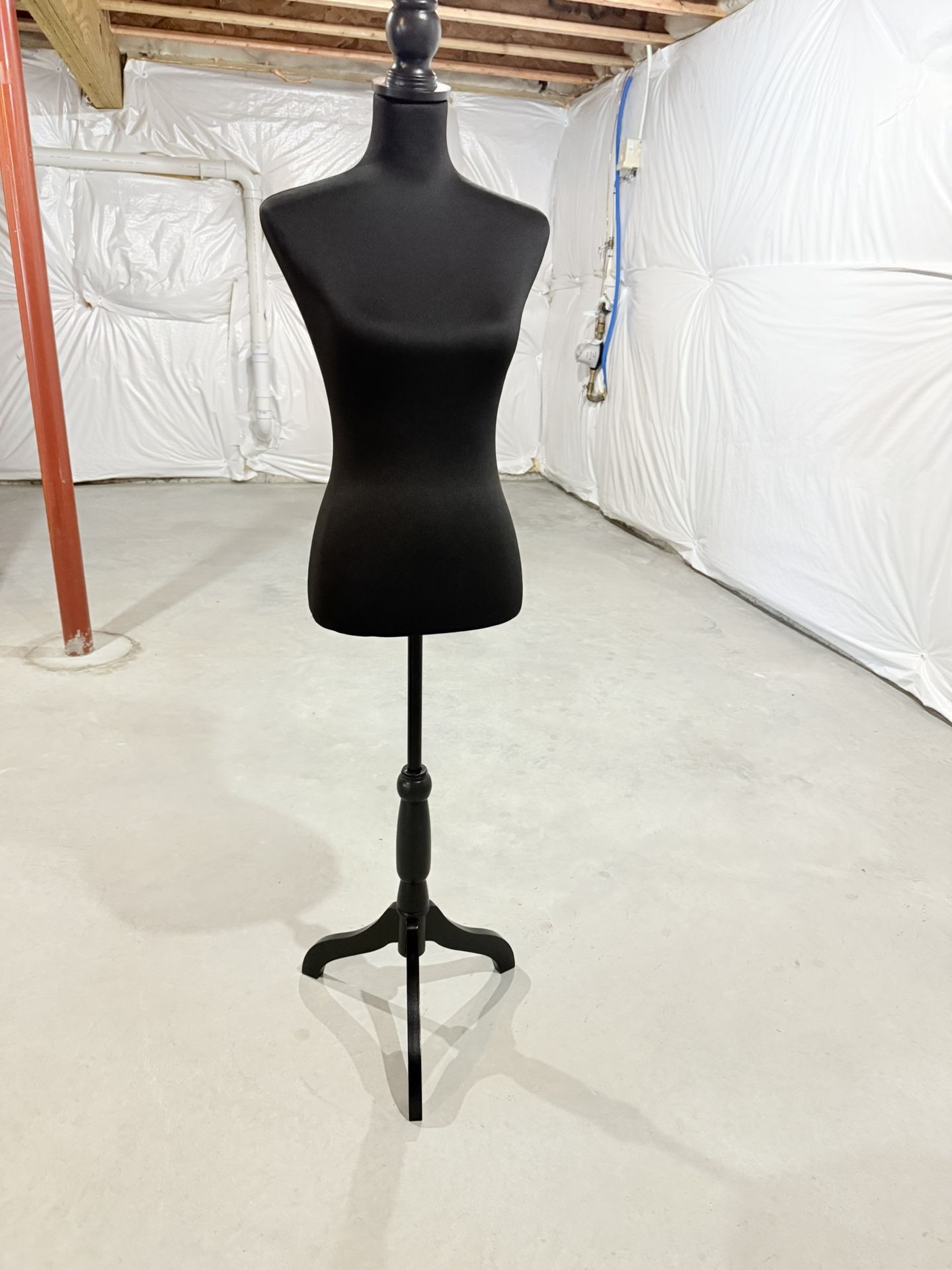 Dress Mannequin And Hangers