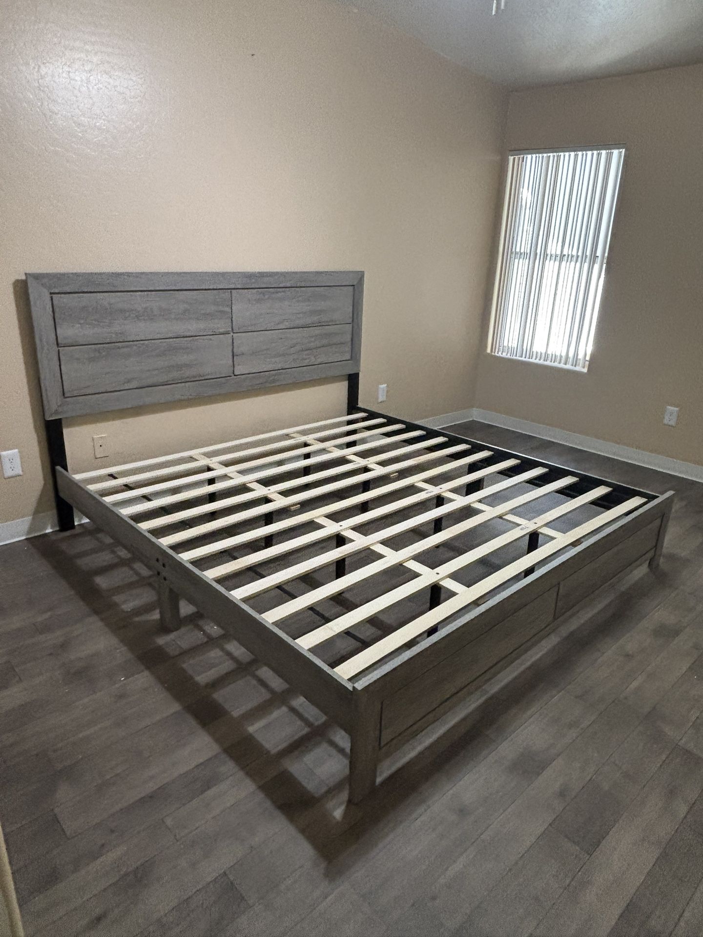 Gray King Size Bedframe Platform