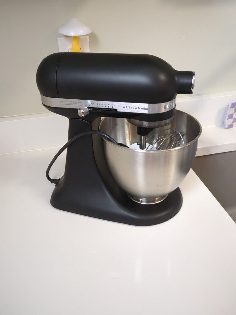 Kitchen Aid Artisan Mini Mixer 