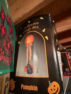 Variety of Halloween decorations bundle