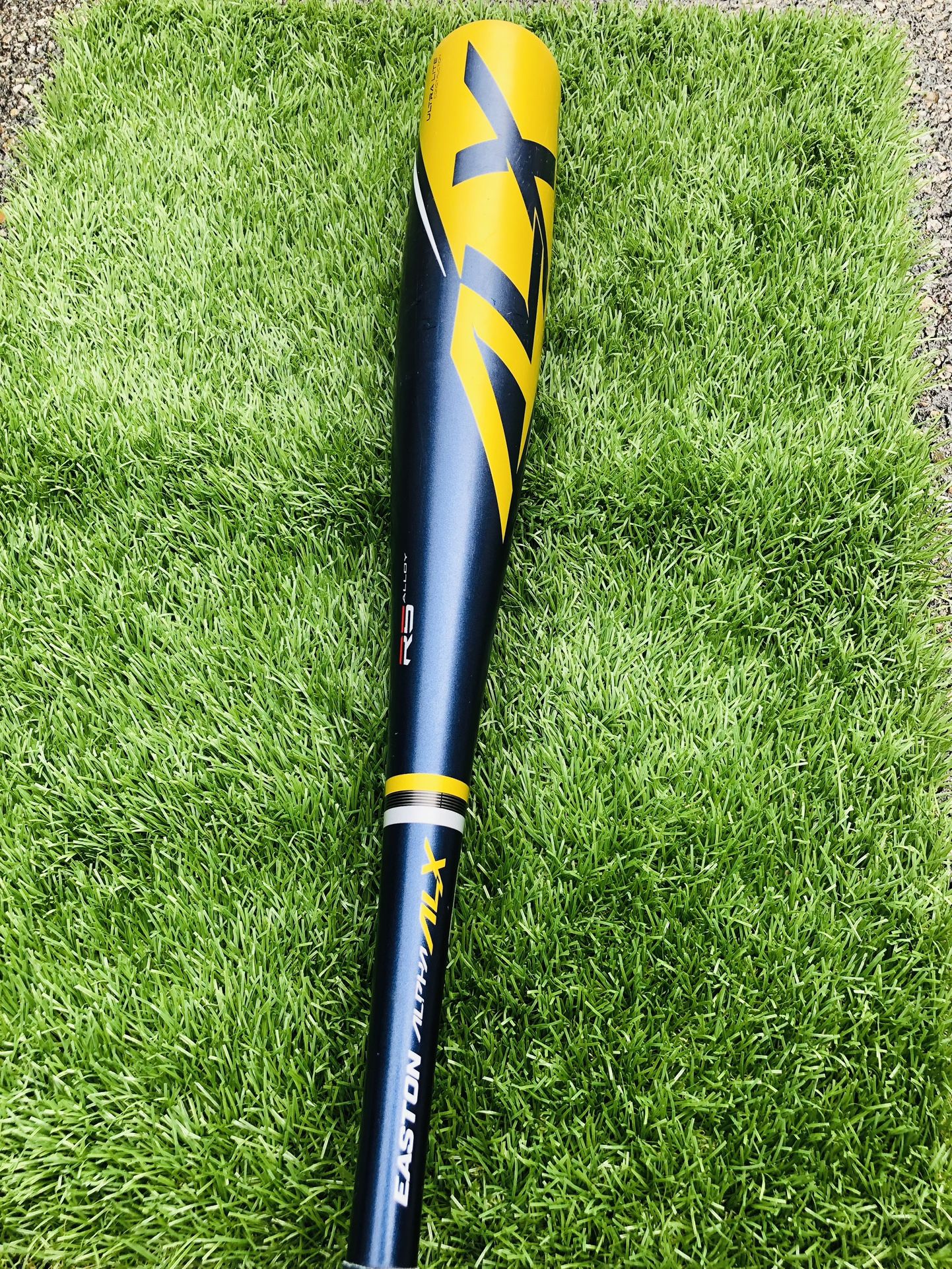 Easton Alpha ALX Y 30in 19oz -11 2 5/8 USA Bat