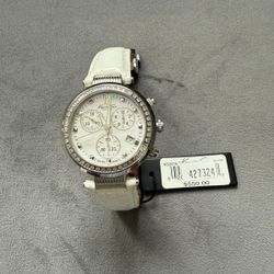 brand new kenneth cole women watch with brand new battery. (MUST SELL TODAY!)