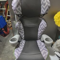  Evenflo. Car Seat. Booster Seat