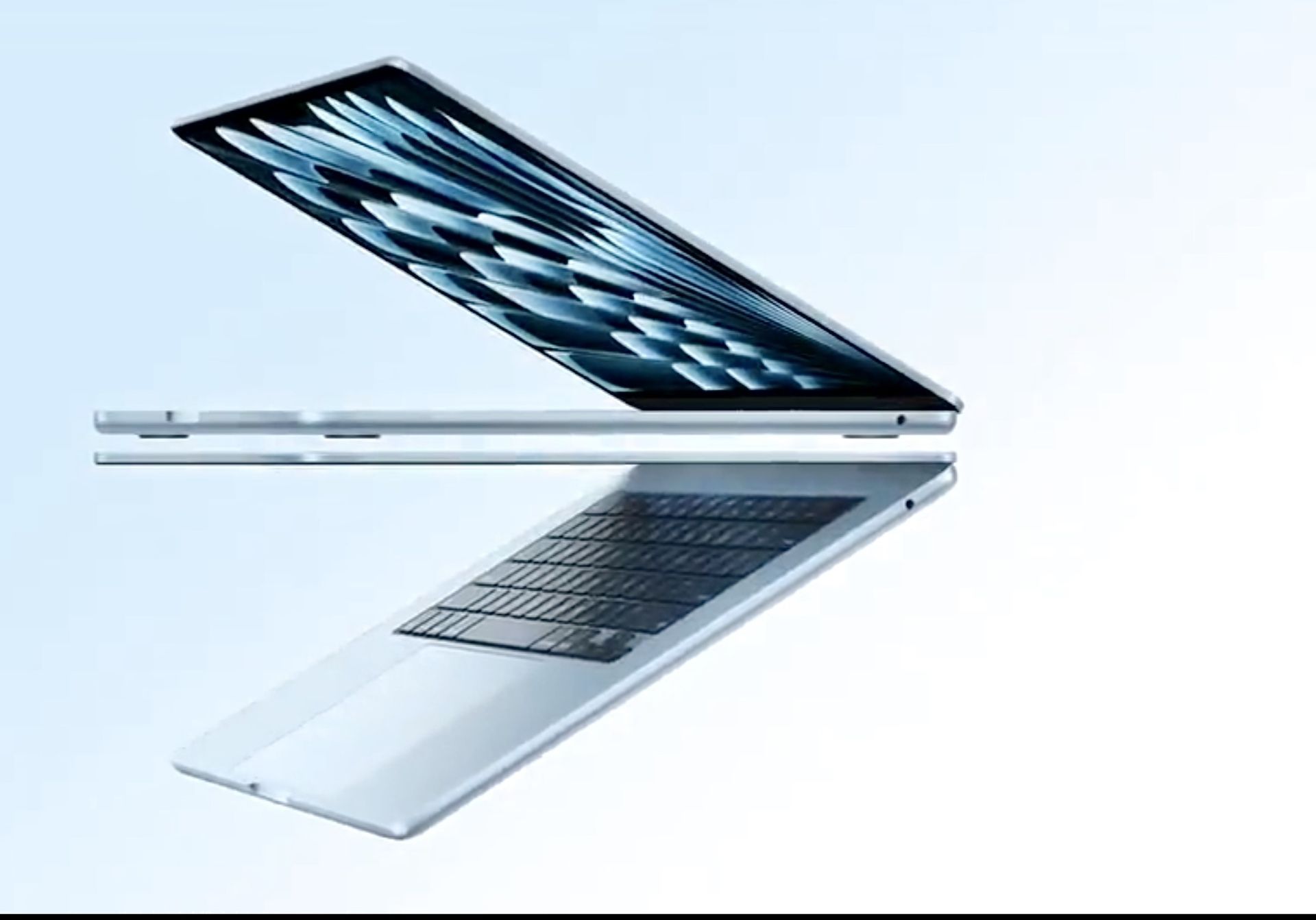 APPLE MacBook Air 15.3" Laptop w/Liquid Retina Display, M4 Chip - NEW