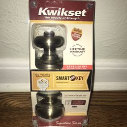 Kwikset SmartKey Door Knob