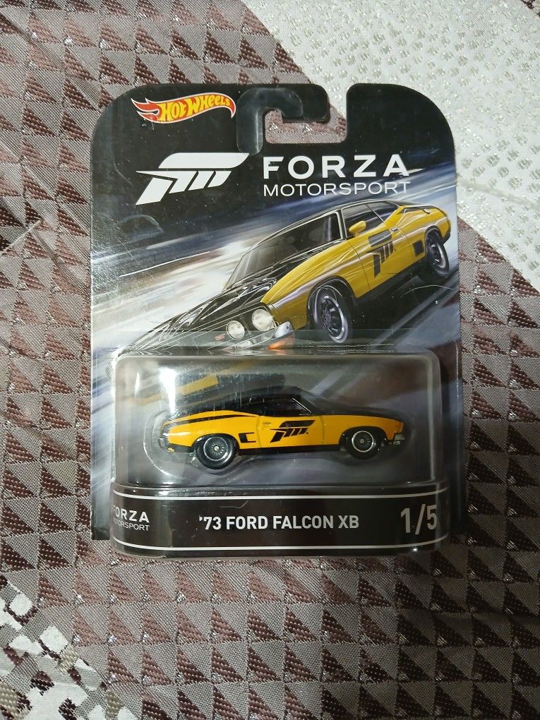 Hot wheels Forza Motorsport73 Ford falconx3