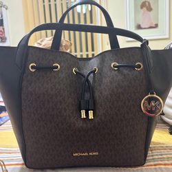 Michael Kors brown/black bag