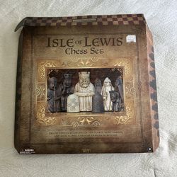 Isle Of Lewis Chess Set - 20”