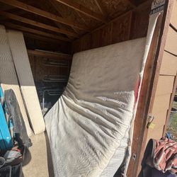 Free King size mattress And Box Spring