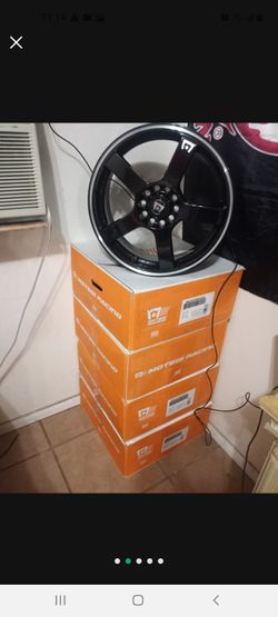 RACING RIMS  5 LUG 