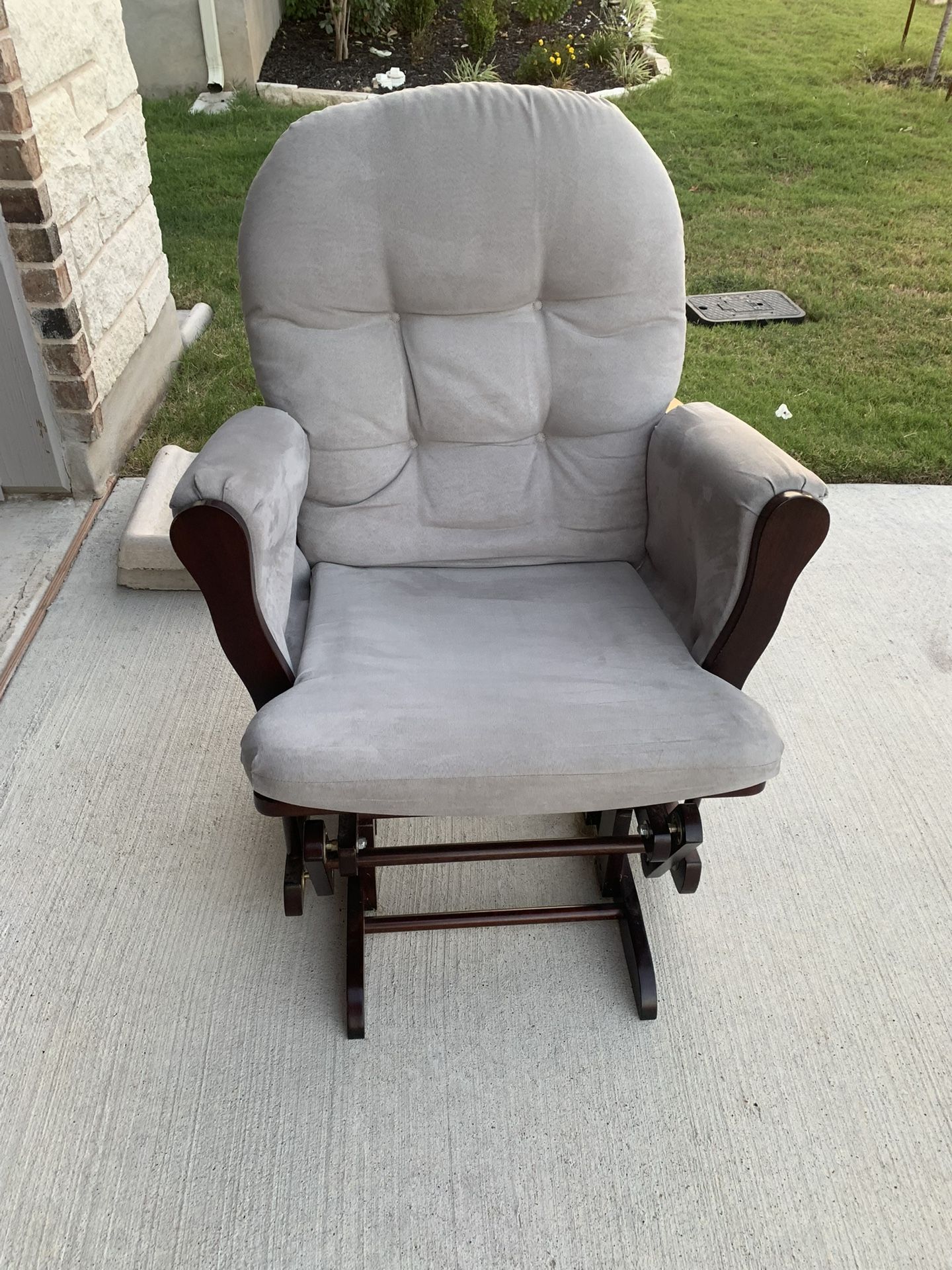 Rocking Chair for Sale in Kyle, TX - OfferUp