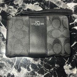 Coach Corner Zip Wristlet