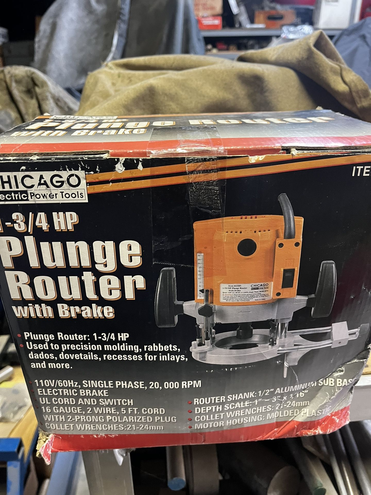 chicago 1 3/4 HP plunge router